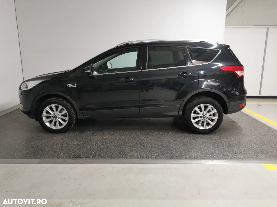 Ford Kuga - 2