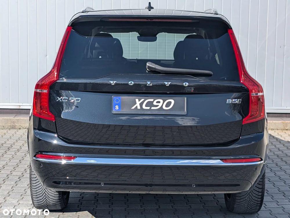 Volvo XC 90 B5 D AWD Ultimate Dark 7os - 3