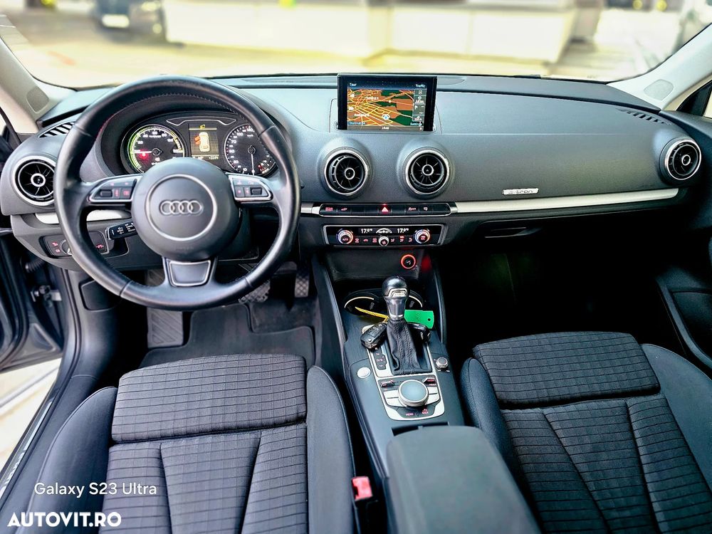 Audi A3 Sportback 1.4 TFSI S line Sportpaket - 13