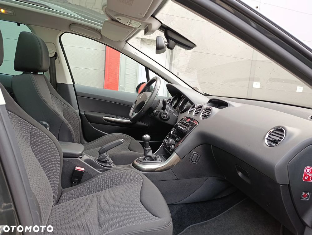 Peugeot 308 120 VTi Platinum - 13