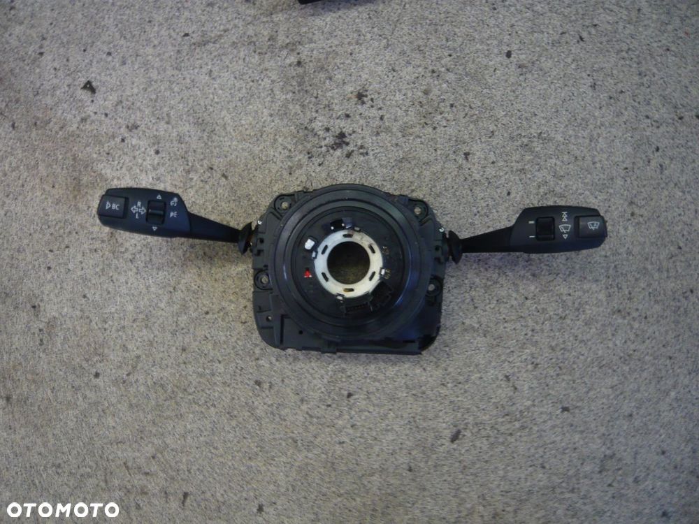 Przełącznik Zespolony taśma Airbag czujnik kąta skrętu 9123035-03 BMW E87 - 1