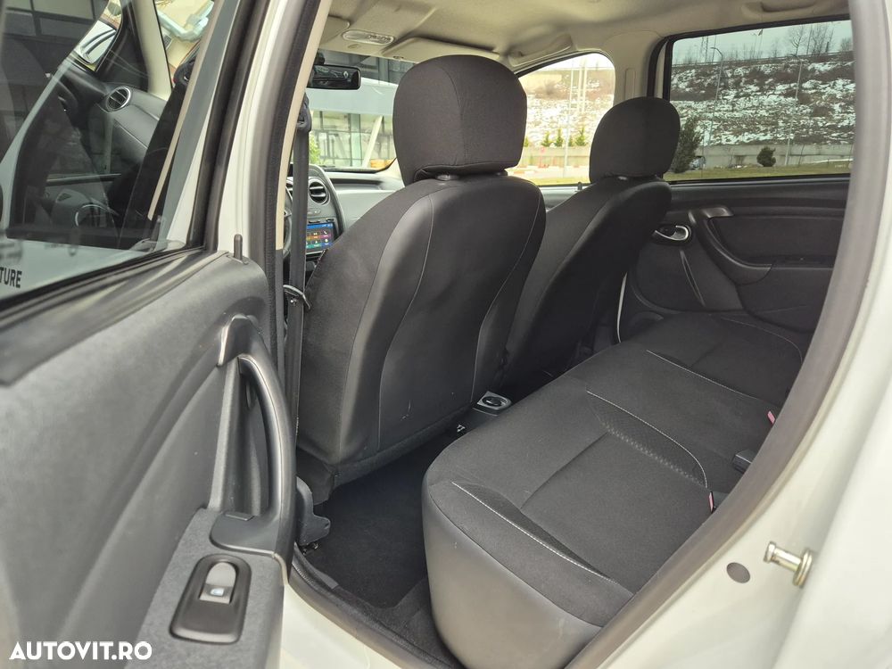 Dacia Duster 1.5 dCi 4x2 Prestige - 10
