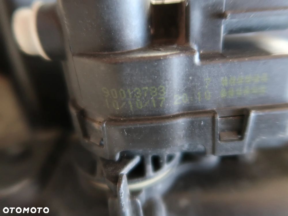 LAMPA PRZEDNIA TOYOTA YARIS III 90013783 - 8