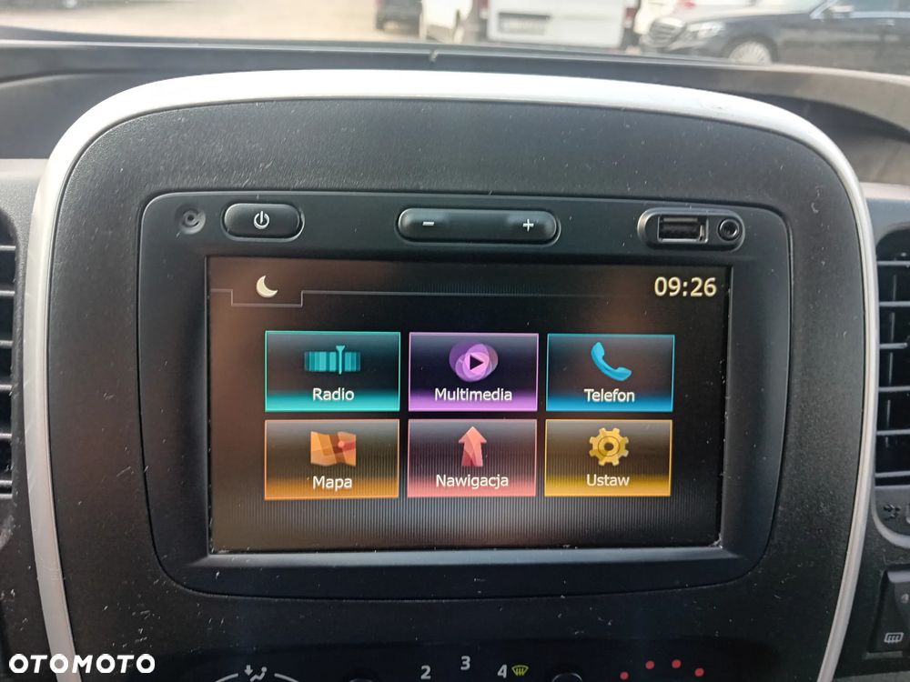 Renault Trafic Pilot - 25