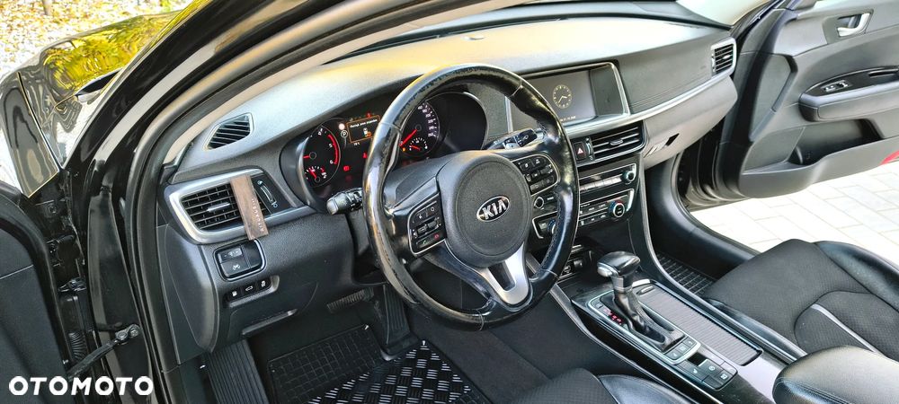 Kia Optima - 19