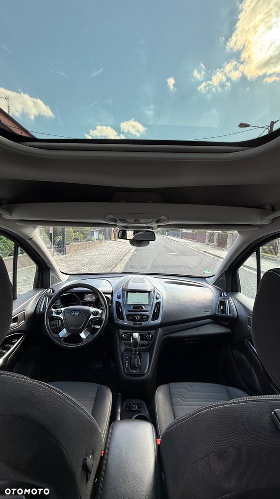 Ford Tourneo Connect Grand - 21