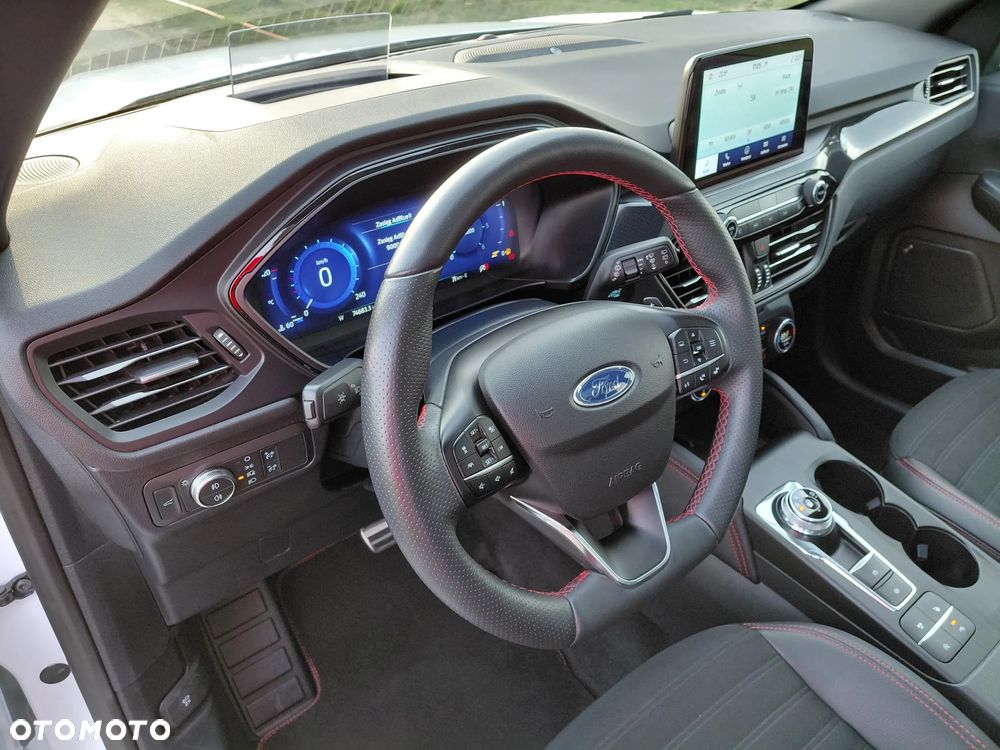 Ford Kuga 2.0 EcoBlue AWD ST-Line X - 24