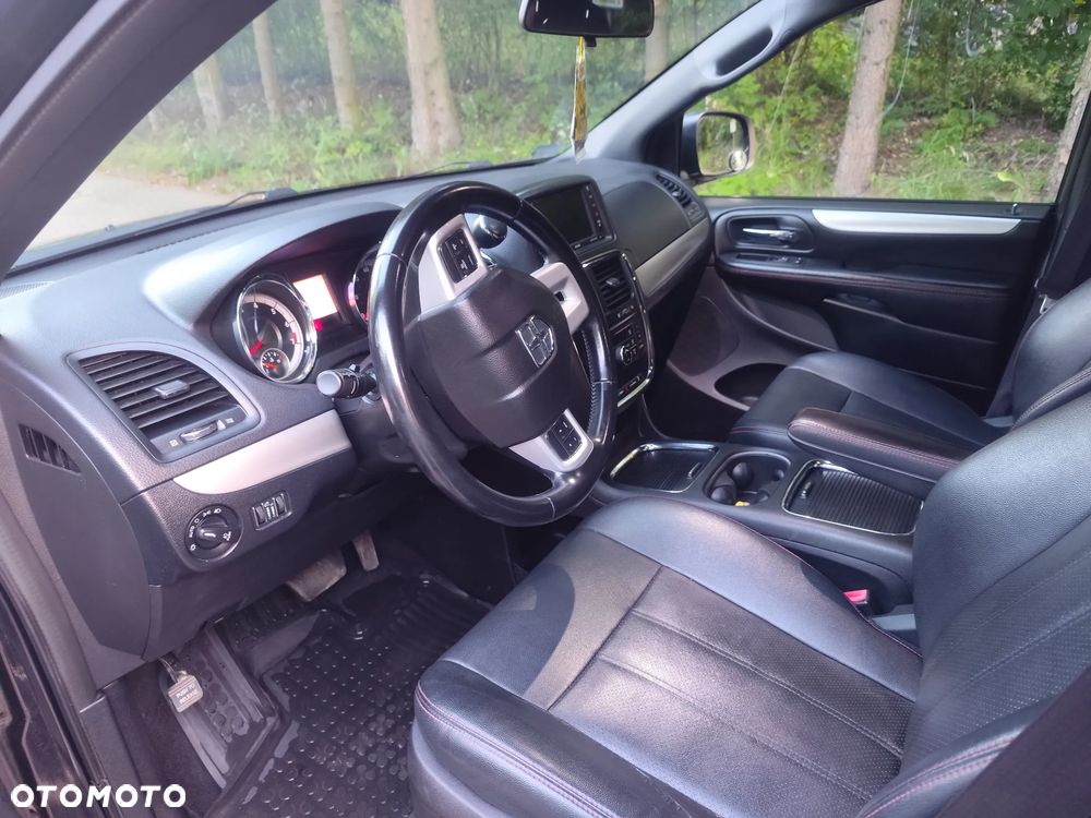 Dodge Grand Caravan 3.6 R/T - 5