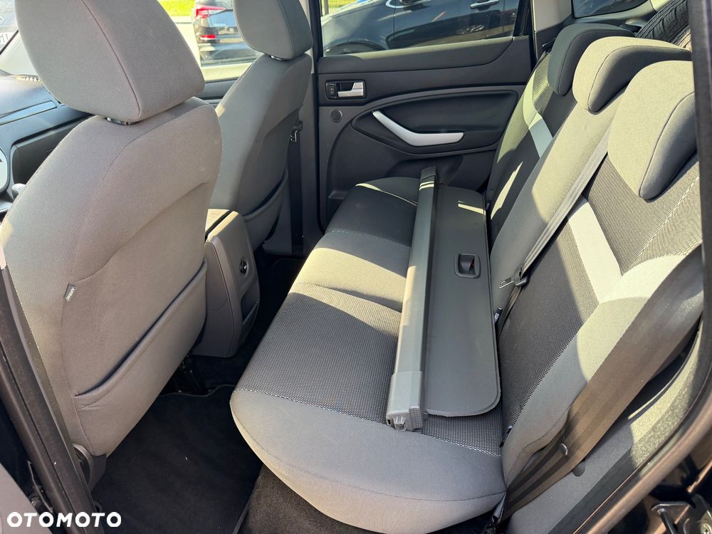 Ford Kuga 2.0 TDCi 2x4 Trend - 13