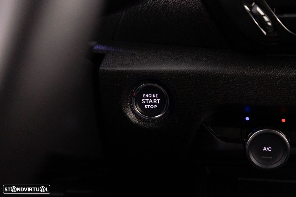 Citroën C4 1.2 PureTech Plus - 23