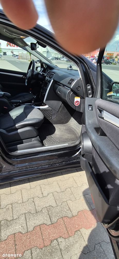 Mercedes-Benz Klasa B 180 CDI Autotronic Special Edition - 14