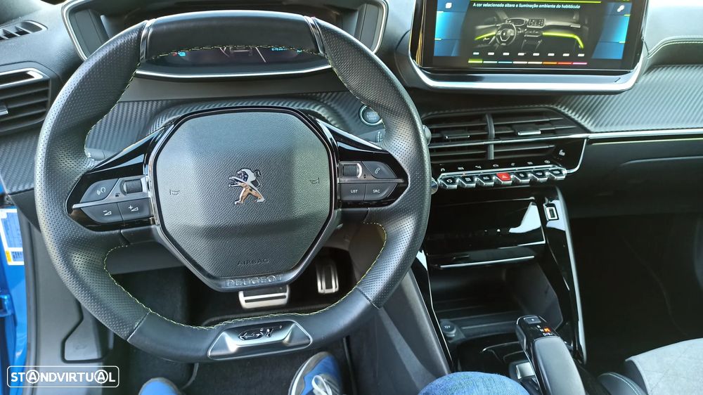 Peugeot e-2008 GT Pack - 13