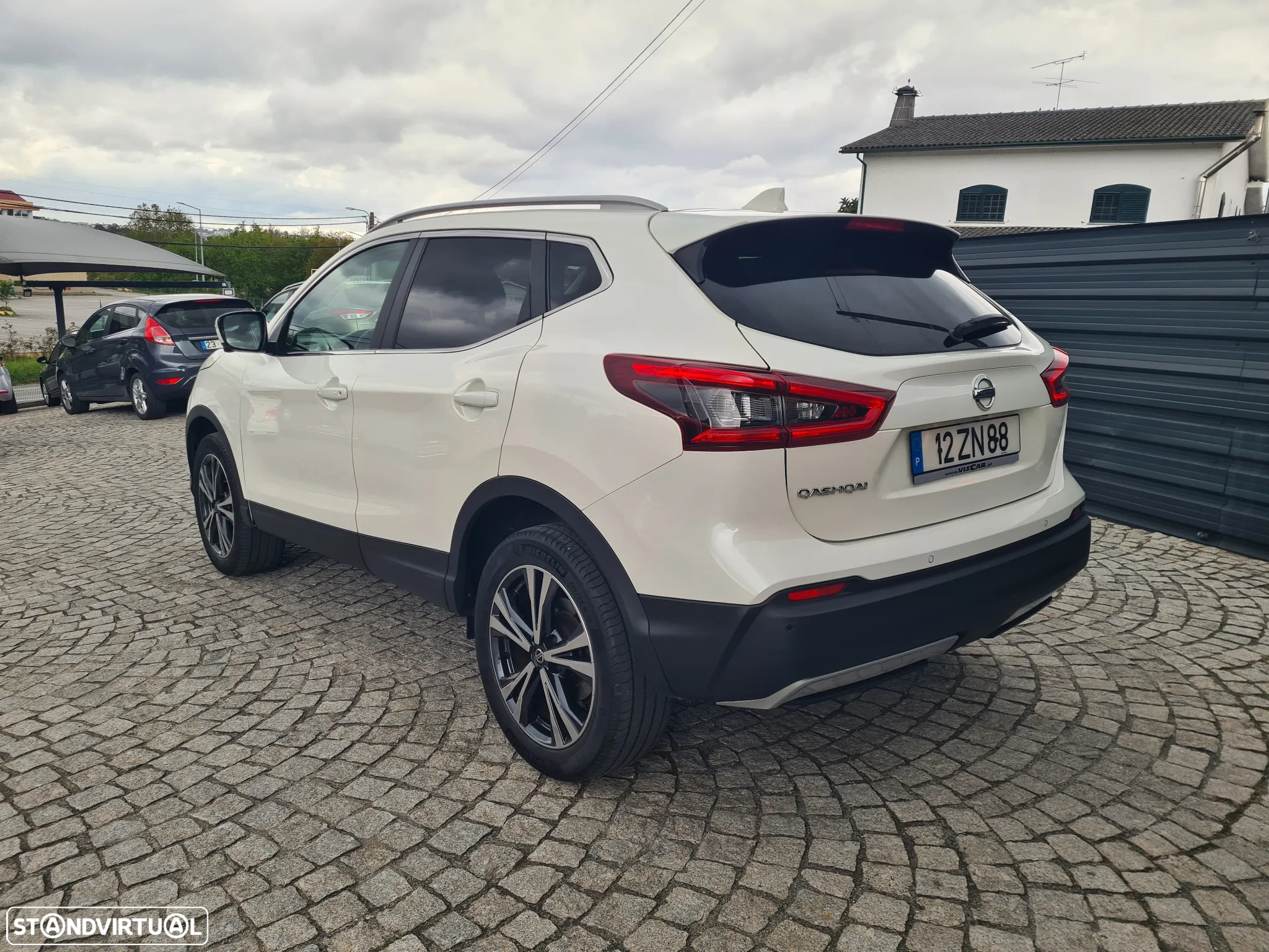 Nissan Qashqai 1.7 dCi N-Connecta - 6