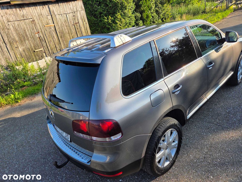 Volkswagen Touareg - 2