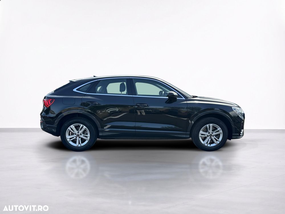 AUDI Q3 2022 — imagine 6