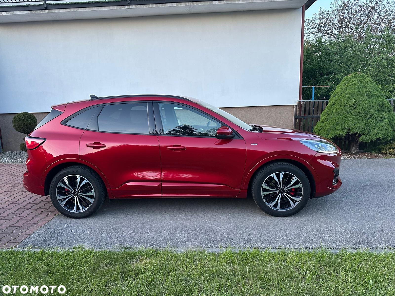 Ford Kuga 1.5 EcoBoost ST-LINE - 6