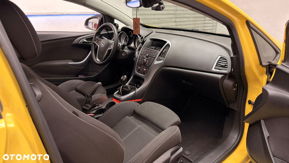 Opel Astra 1.6 T 111 - 15