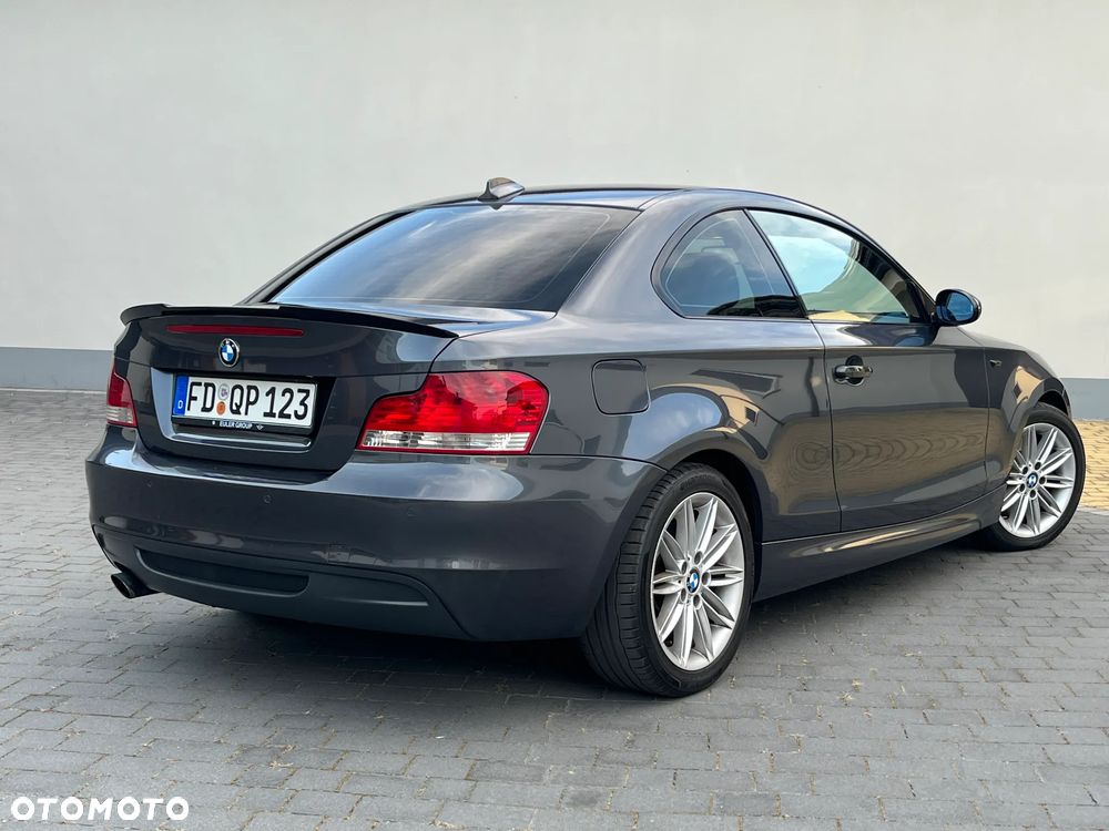 BMW Seria 1 123d DPF - 6