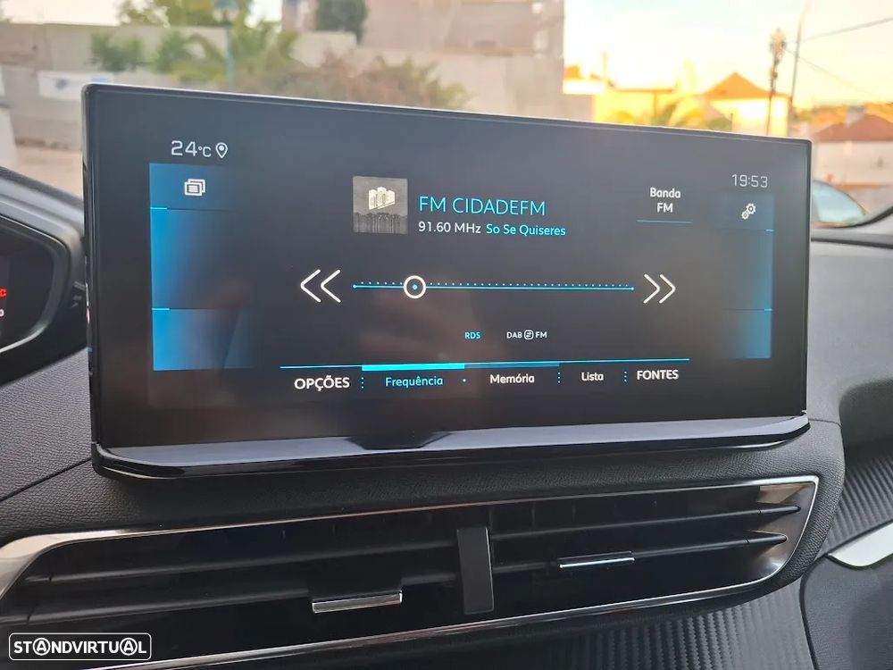 Peugeot 3008 1.2 PureTech Allure Pack EAT8 - 16