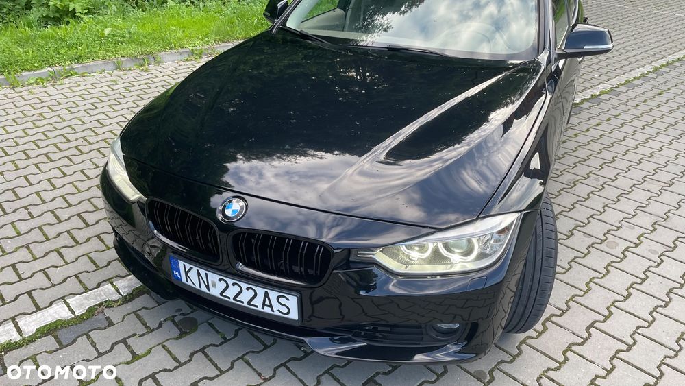 BMW Seria 3 316d - 27