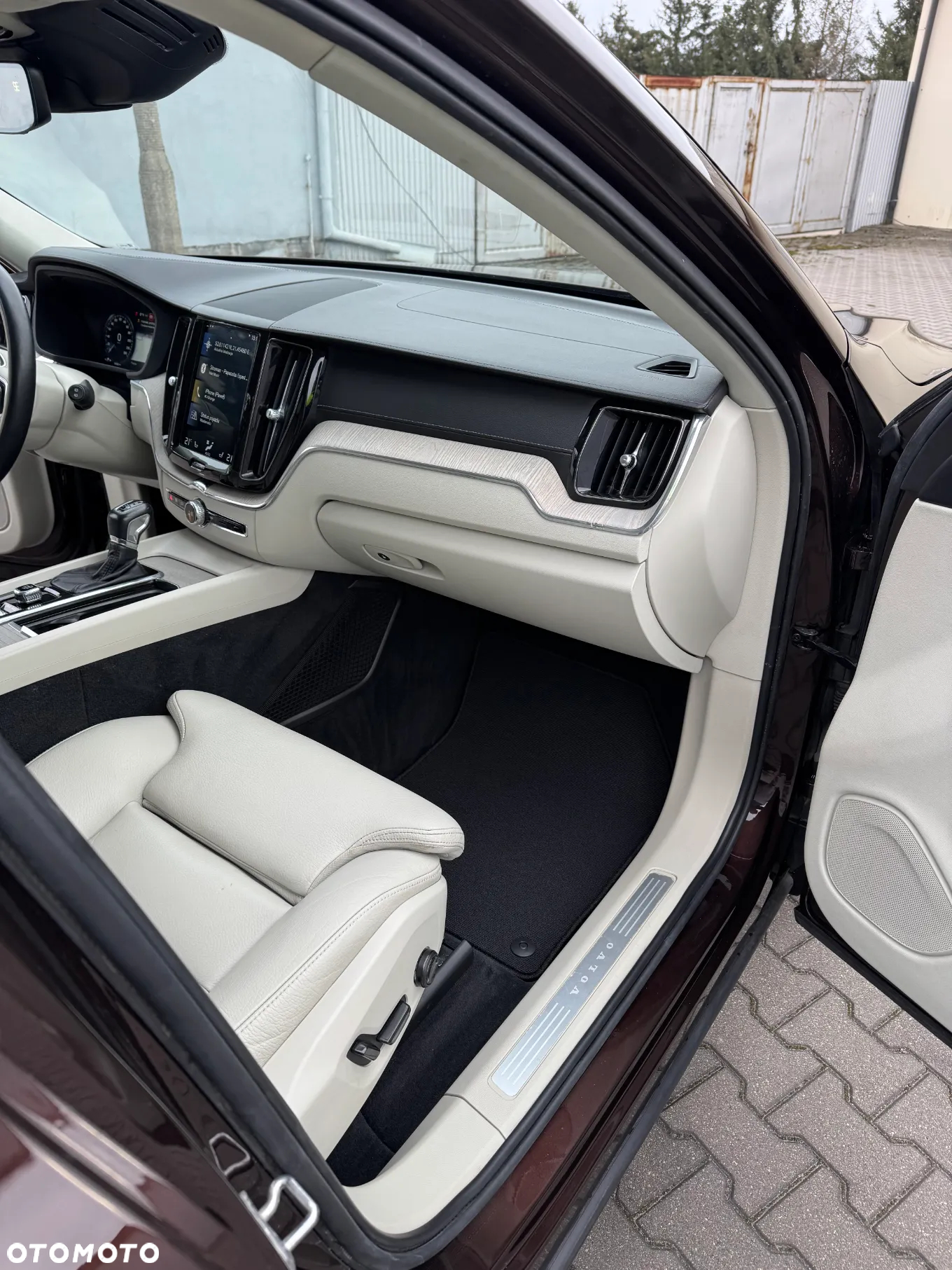 Volvo XC 60 T6 AWD Inscription - 16