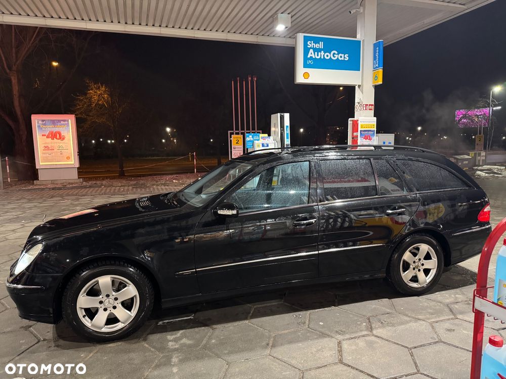 Mercedes-Benz Klasa E 320 CDI T Avantgarde - 5