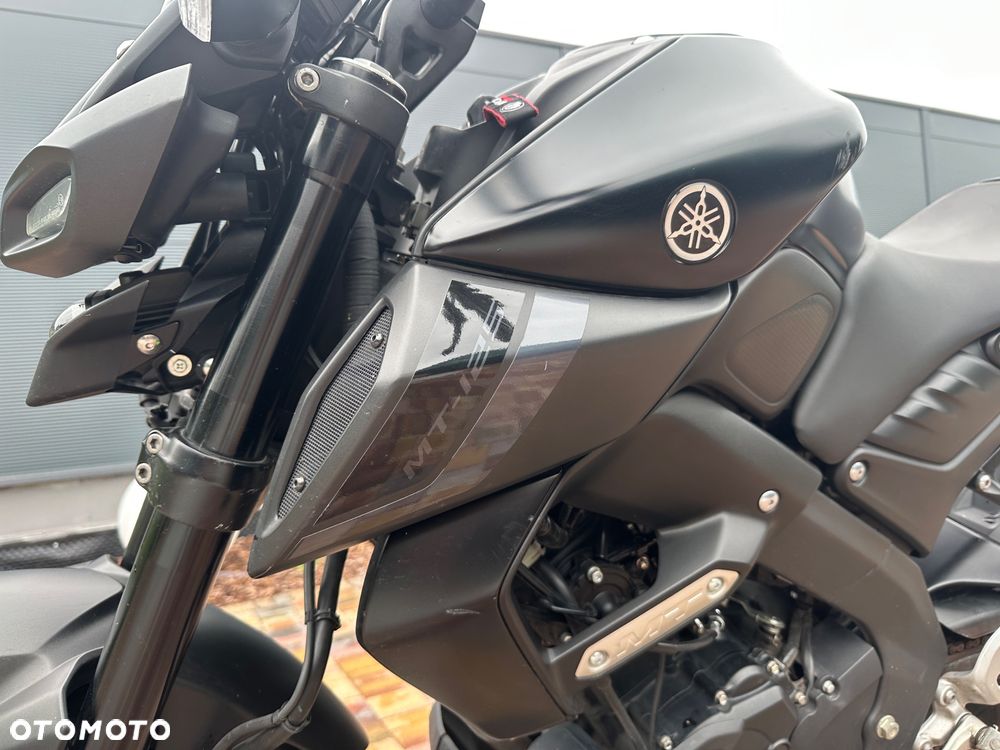 Yamaha MT - 13