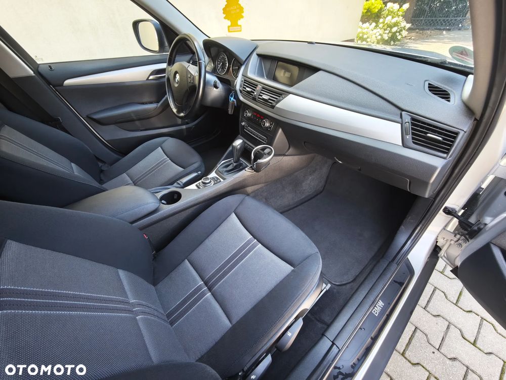 BMW X1 sDrive18i - 27