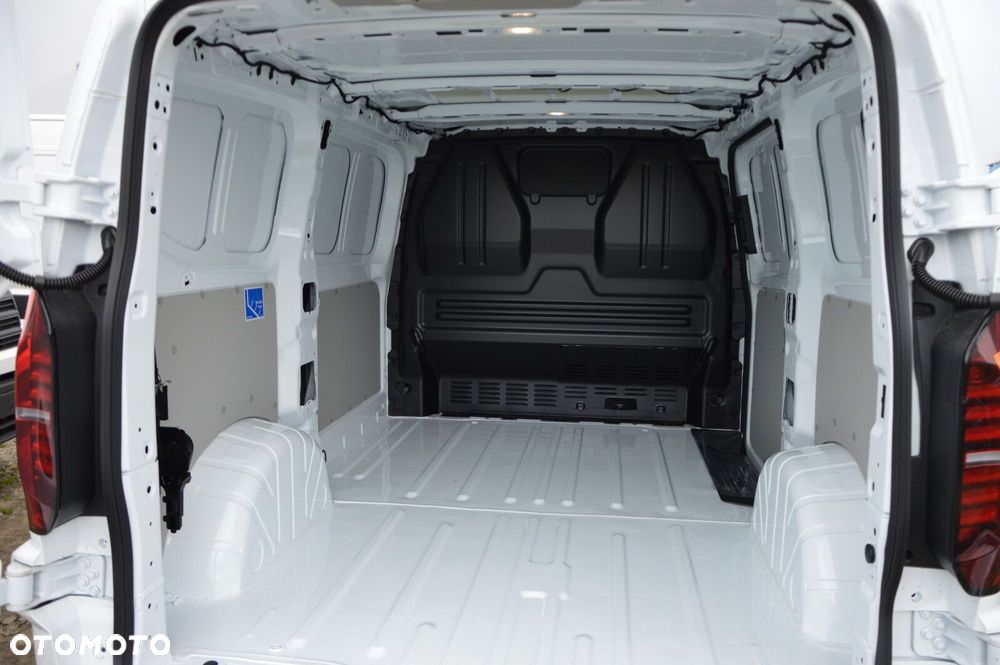 Volkswagen Transporter NOWY TRANSPORTER 3.100 Furgon 2.0 TDI 110 kW 6-G - 17