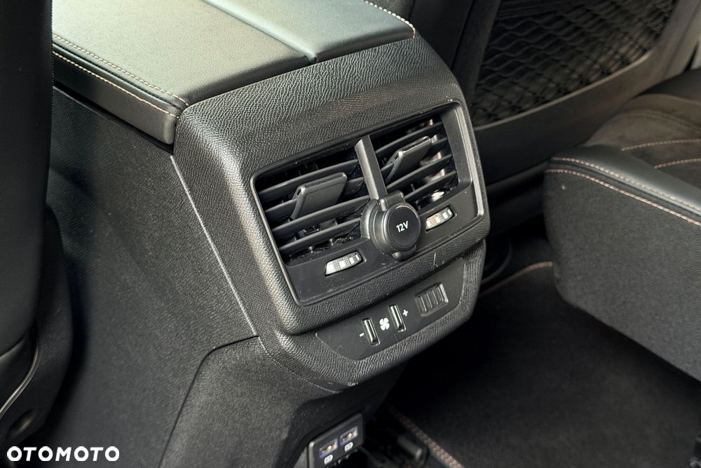 Peugeot 5008 1.5 BlueHDi GT Pack S&S EAT8 - 27