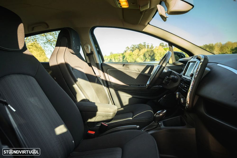Renault Zoe (c/ Bateria) Zen - 15