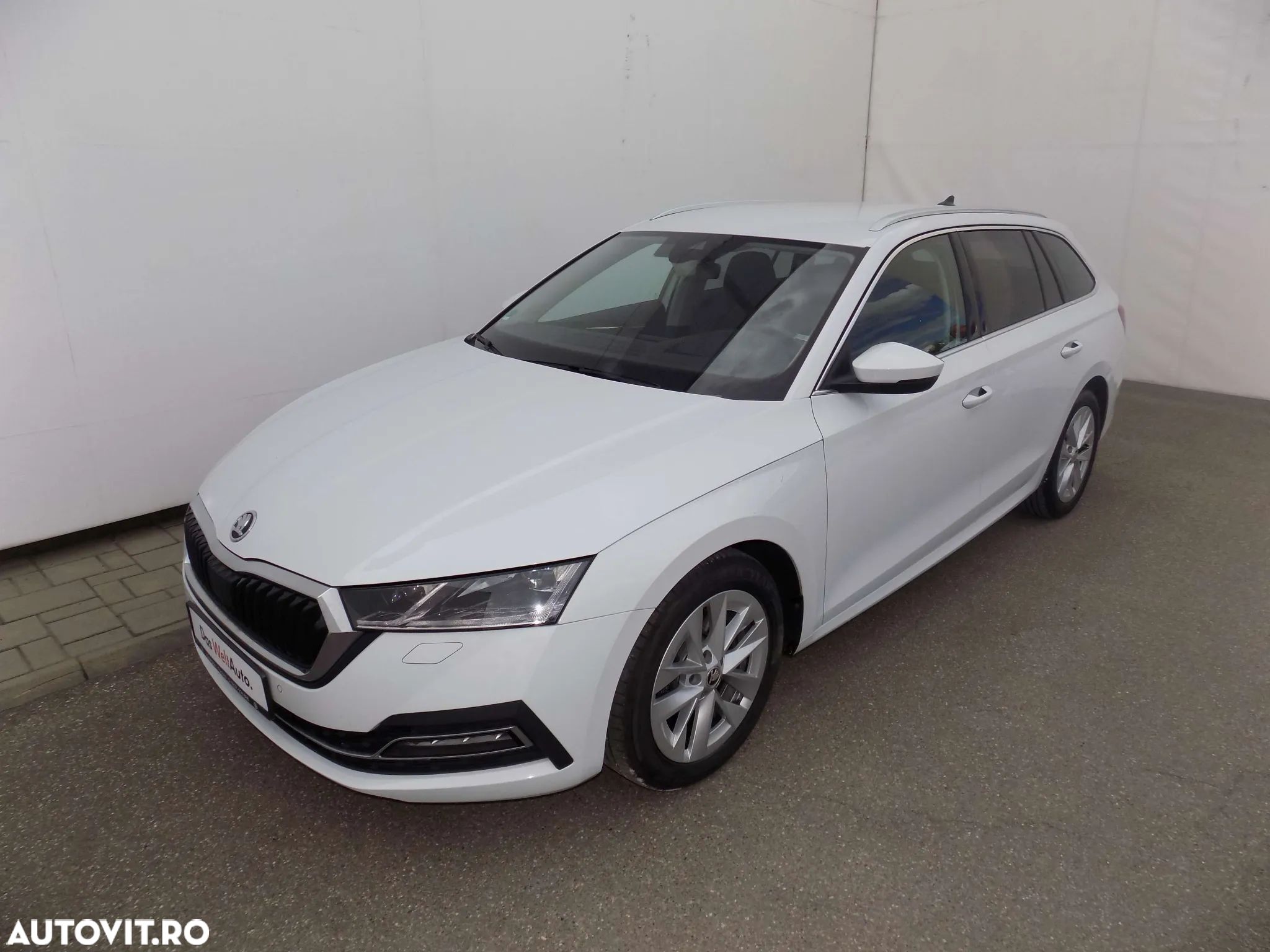 Skoda Octavia 2.0 TDI DSG Style - 1