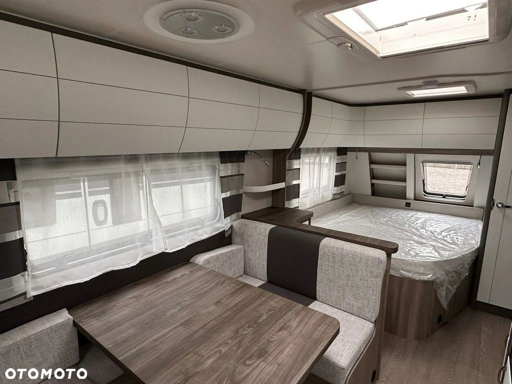 Hobby Excellent Edition 560 KMFe - 7