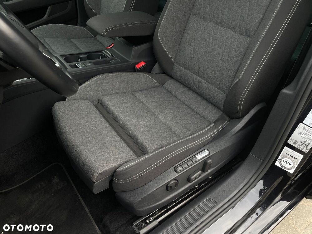 Volkswagen Passat Variant 2.0 TDI SCR Business Plus DSG - 12