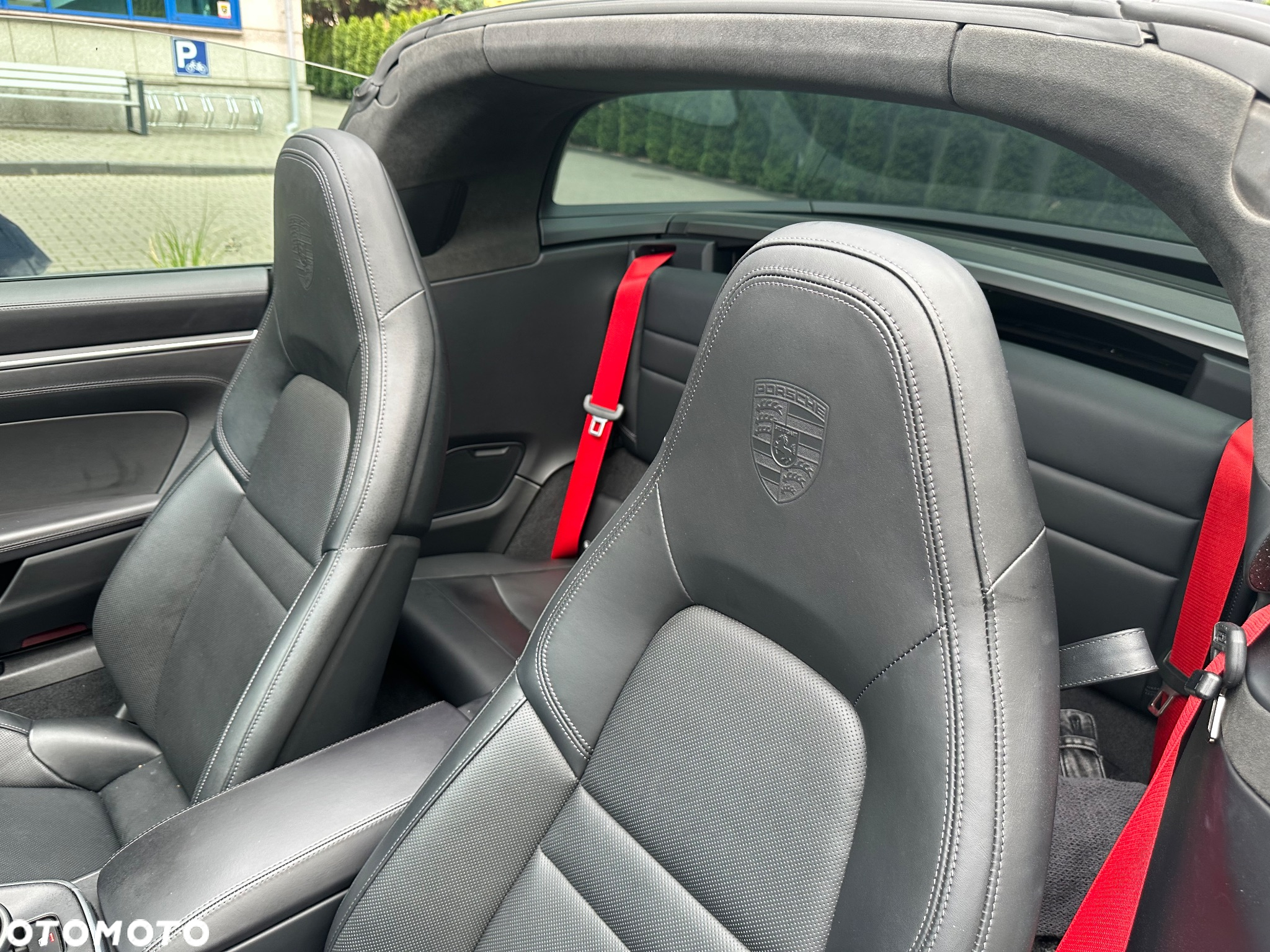 Porsche 911 Targa 4S - 16