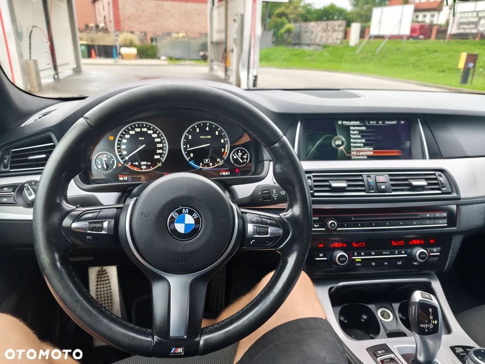 BMW Seria 5 520i Sport-Aut - 20