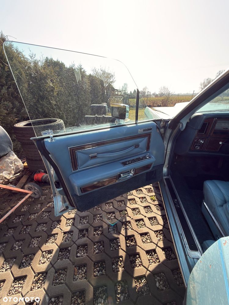 Lincoln Continental - 18