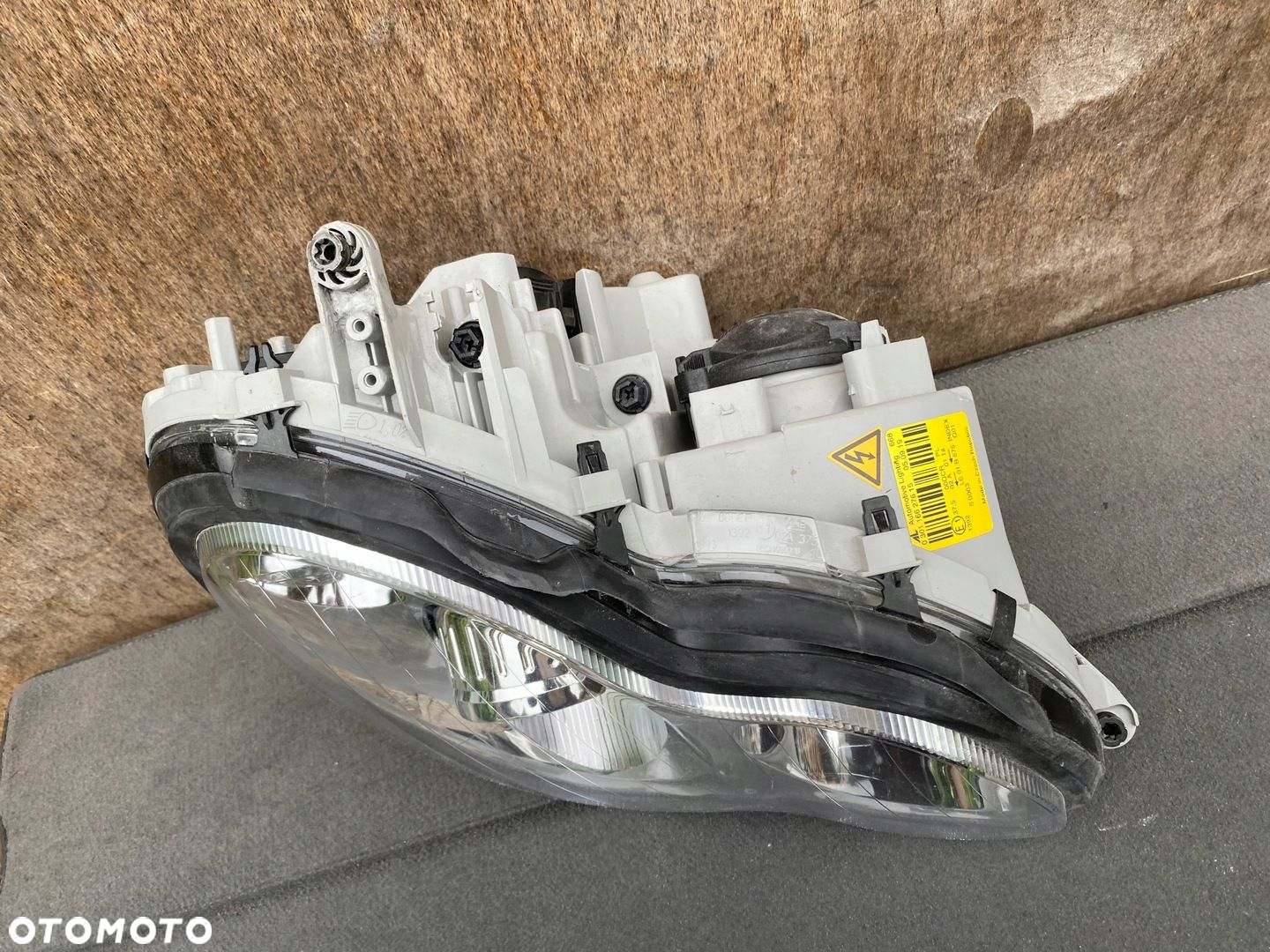lampa c klasa w203 lift bi xenon prawa eu - 2