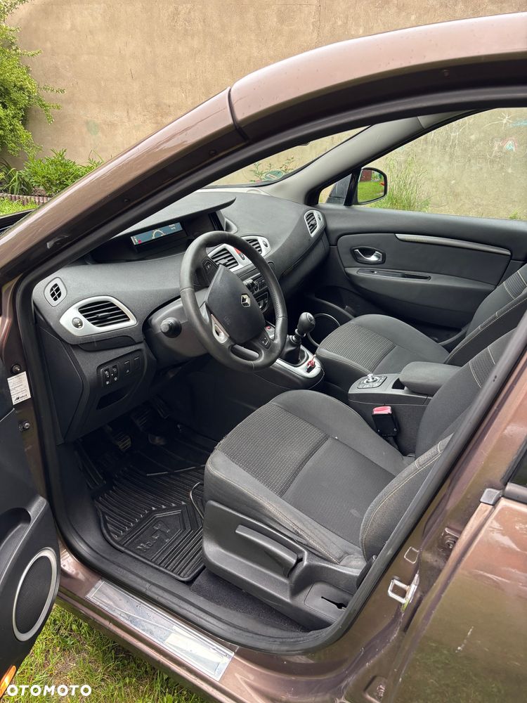 Renault Scenic 1.9 dCi Emotion - 3