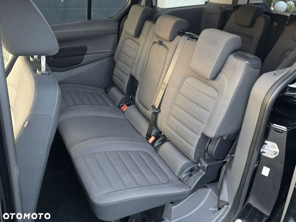Ford Tourneo Connect Grand - 20