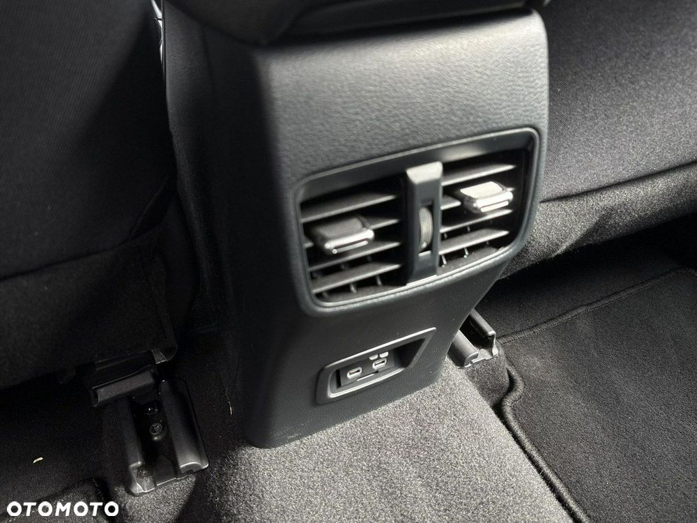 Toyota Corolla 1.5 Comfort - 28