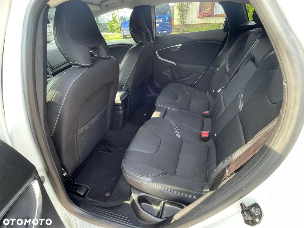 Volvo V40 D2 Summum - 5