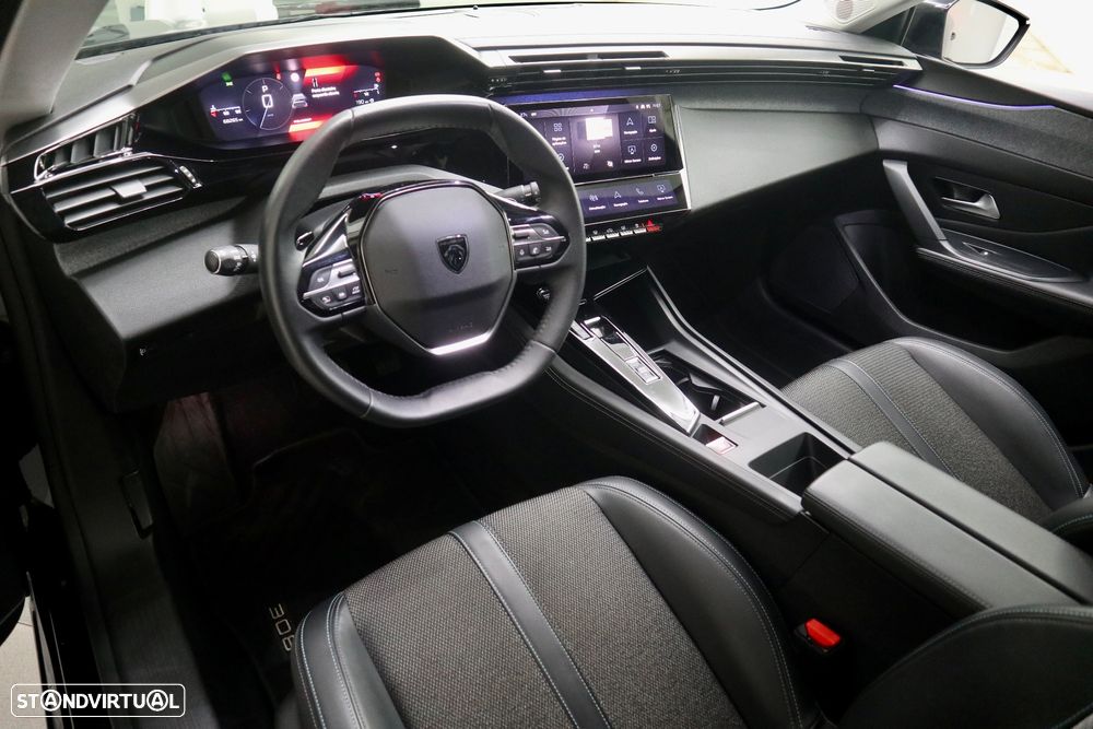 Peugeot 308 PureTech 130 EAT8 Allure - 12