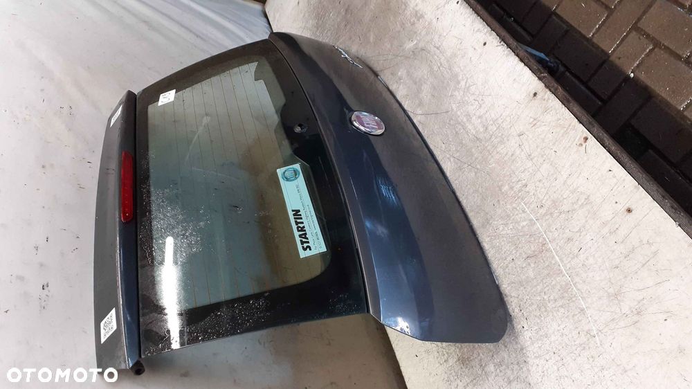 ) KLAPA TYŁ TYLNA BAGAŻNIKA DO FIAT GRANDE PUNTO EVO SZARA GRAFITOWA - 4