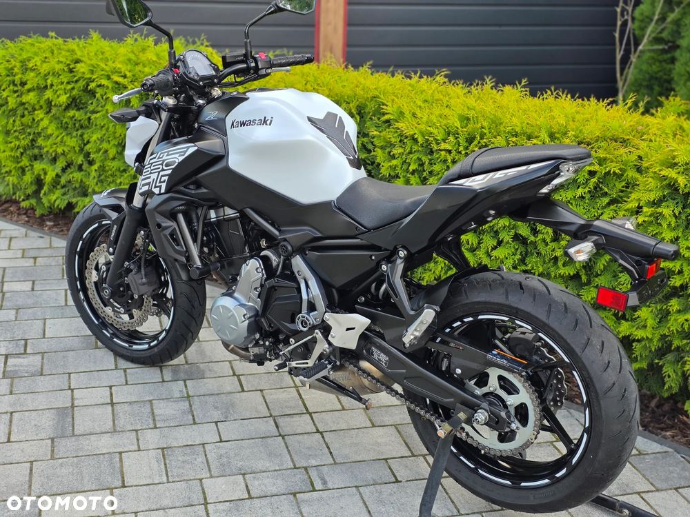 Kawasaki Z 650 - 19