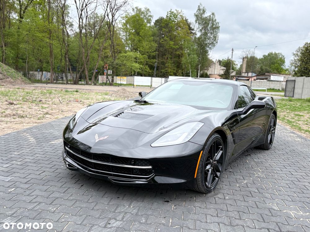 Chevrolet Corvette - 9