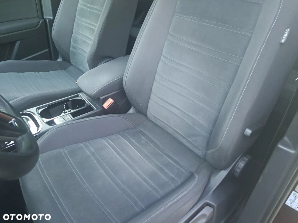 Volkswagen Touran 1.4 TSI (BlueMotion Technology) DSG Highline - 16
