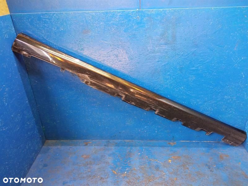 LISTWA PROGOWA PRAWA AUDI S8 D4 4H0853856C LZ9Y - 1