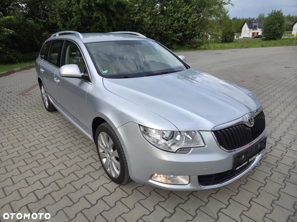 Skoda Superb 1.8 TSI DSG Exclusive - 9