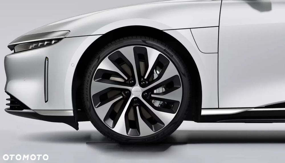 Lucid Air - 38